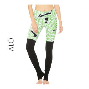 2030. ALO YOGA GODDESS LEGGINGS PRINT PALM SPRING GLOWSTICK BLACK SIZE SMALL NWT